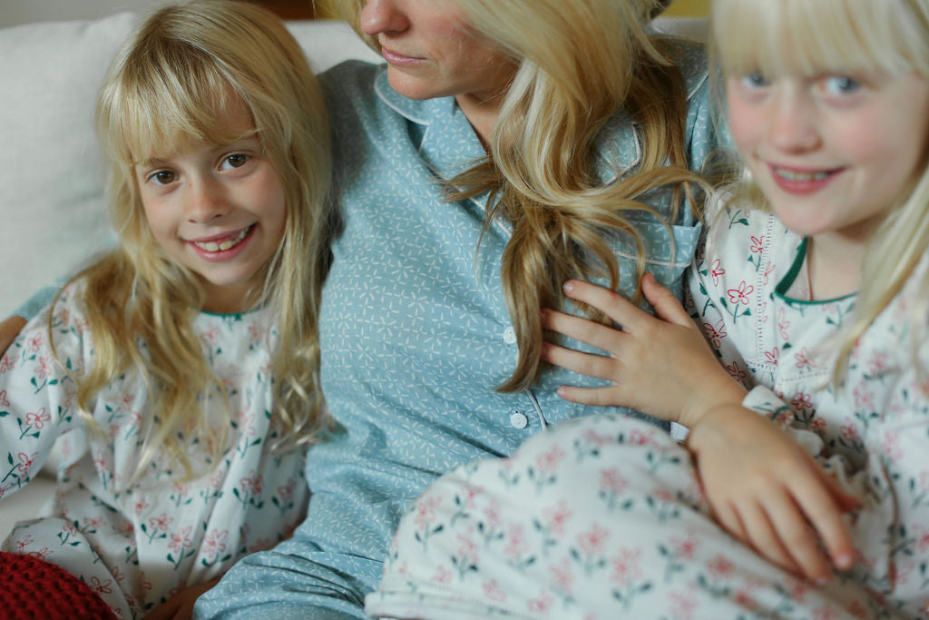 Kid's Nightgown - Winter Flower White